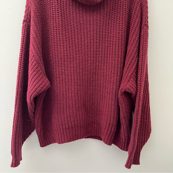 Free People Swim To Deep Turtle Neck Sweater Deep Red Chunky Knit Women's XS - Picture 5 of 13
